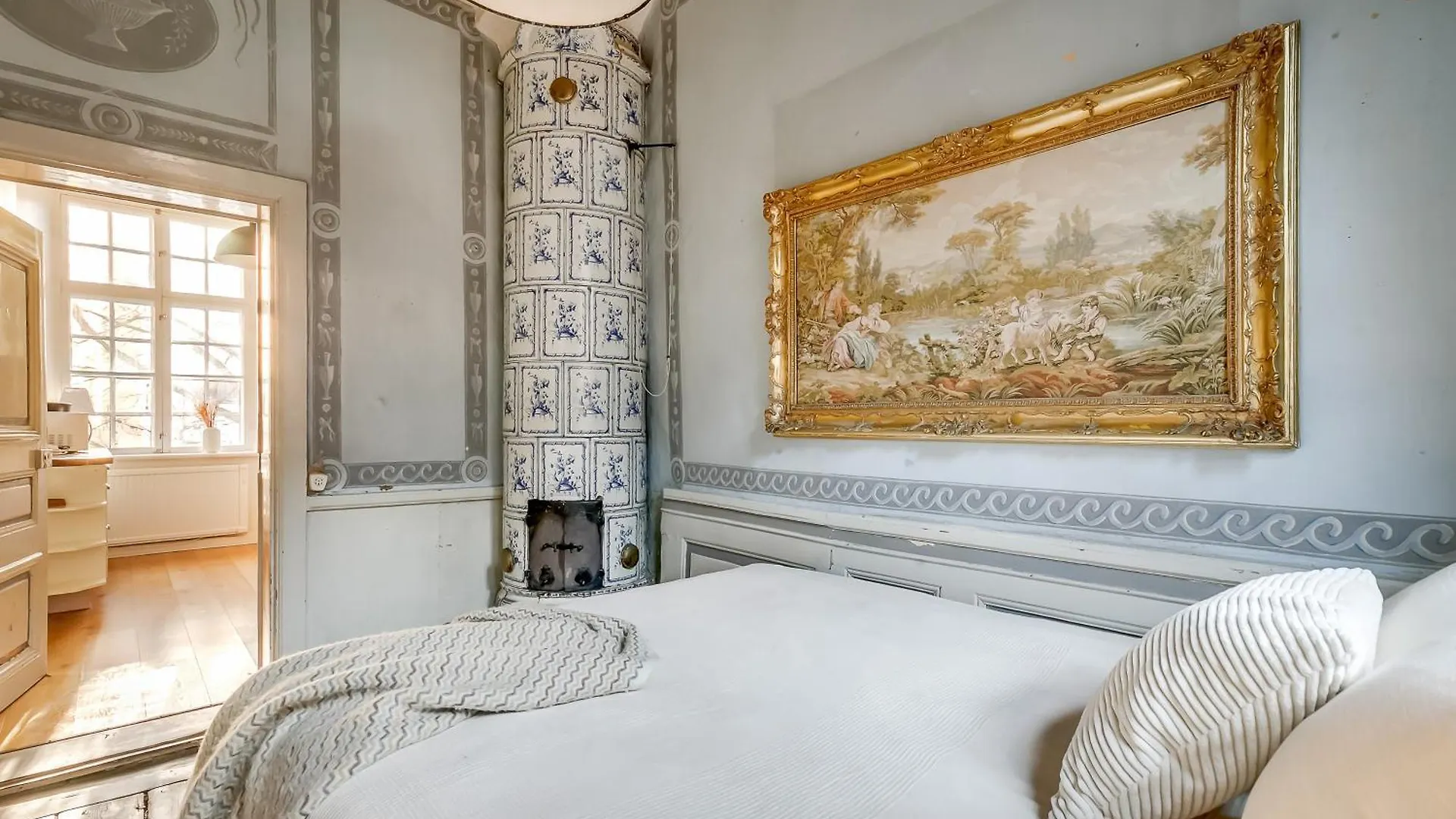 Apartment 3Br Central- Royal Castle & Old Town At Your Door! Stockholm Sweden