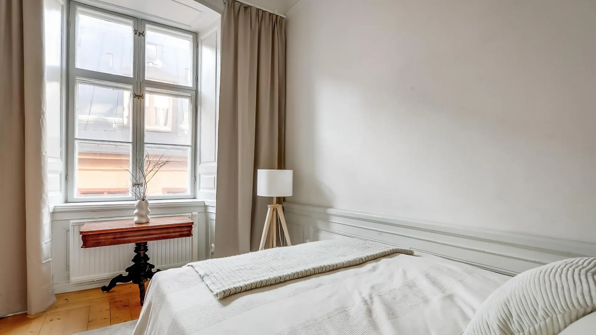 Apartment 3Br Central- Royal Castle & Old Town At Your Door! Stockholm
