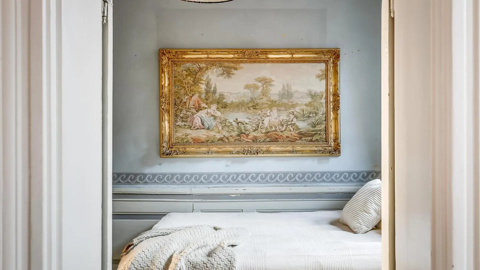 3Br Central- Royal Castle & Old Town At Your Door! Stockholm Apartment